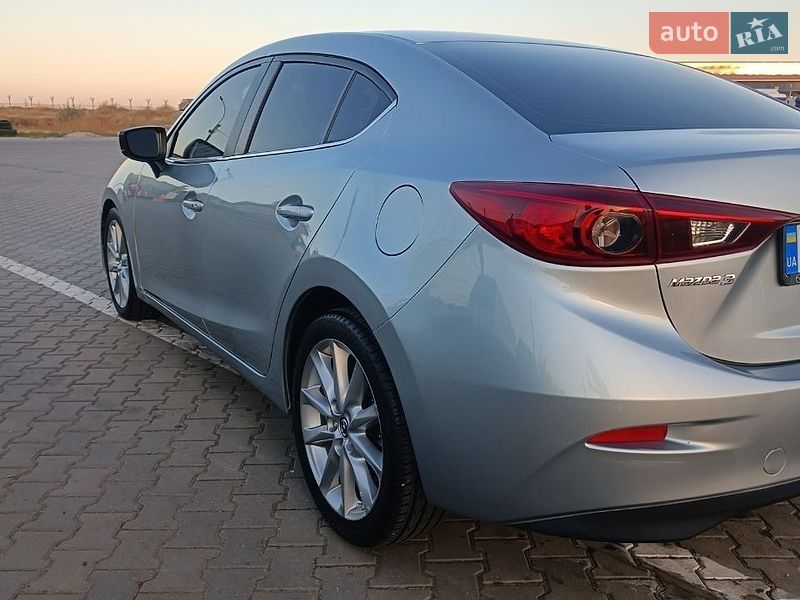 Седан Mazda 3 2017 в Одессе