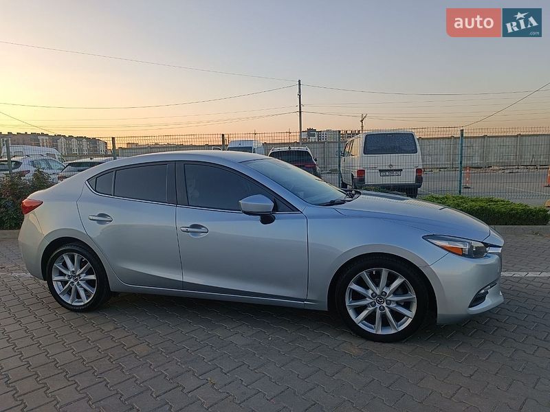 Седан Mazda 3 2017 в Одессе