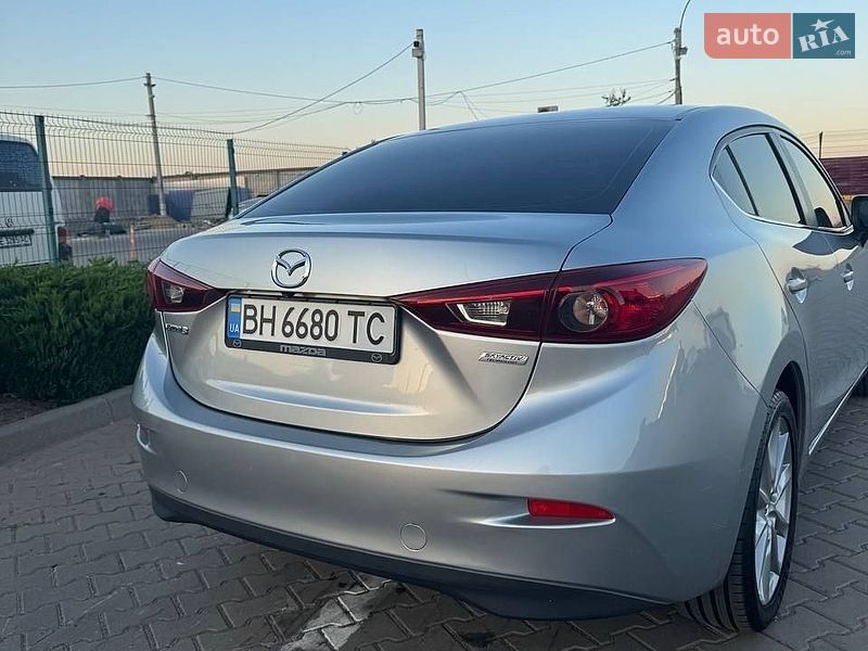 Седан Mazda 3 2017 в Одессе