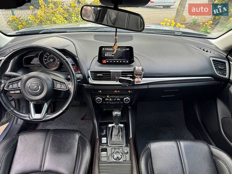 Седан Mazda 3 2017 в Одессе