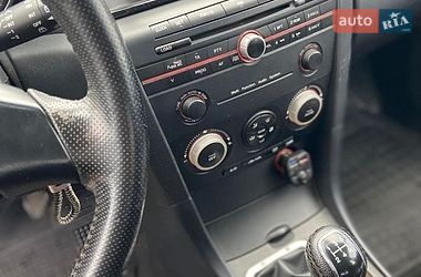 Хэтчбек Mazda 3 2004 в Ровно