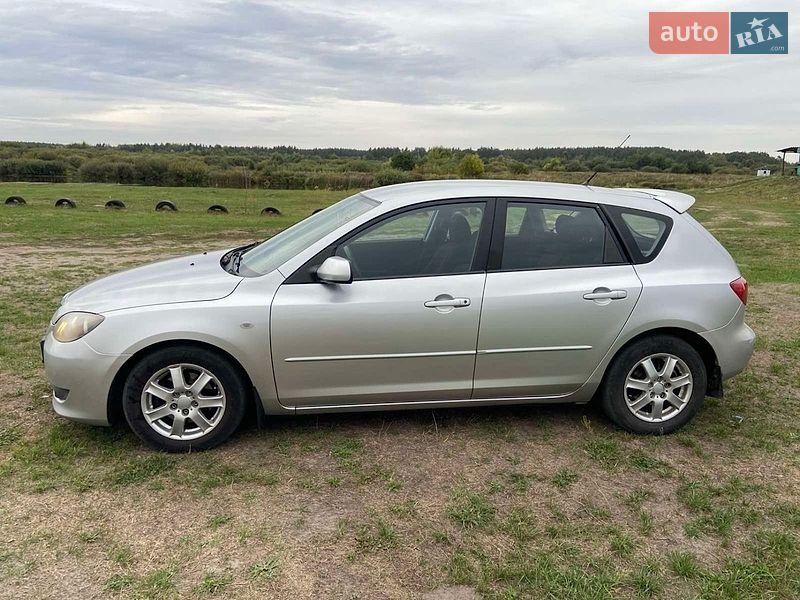 Хэтчбек Mazda 3 2004 в Ровно