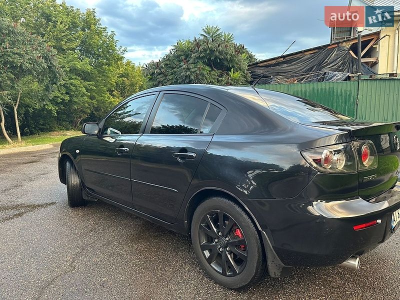 Седан Mazda 3 2008 в Смеле