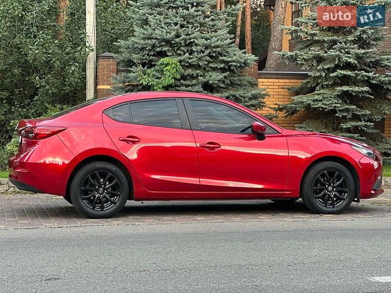 Седан Mazda 3 2014 в Броварах