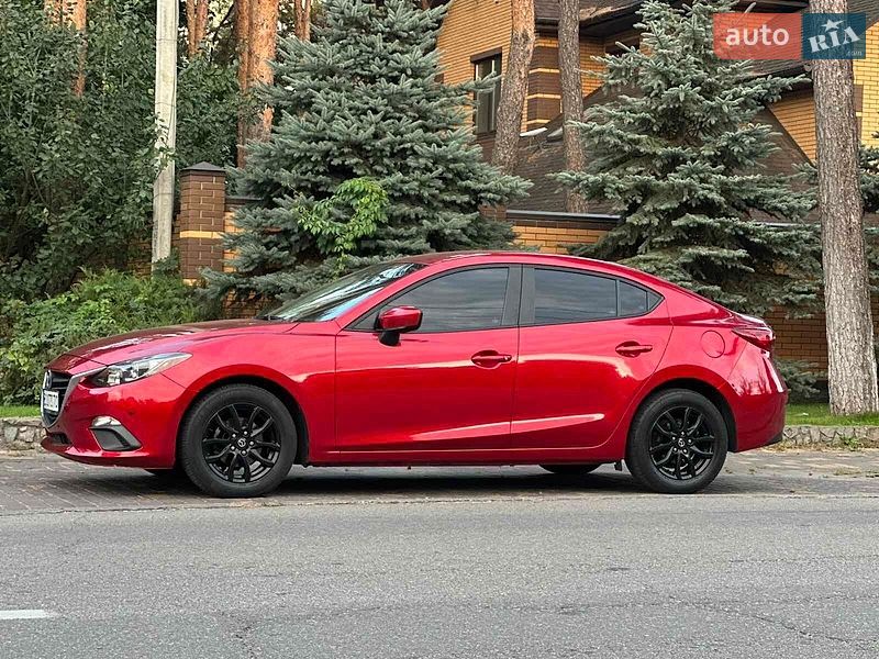 Седан Mazda 3 2014 в Броварах