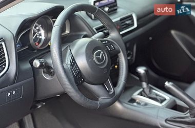 Седан Mazda 3 2014 в Броварах