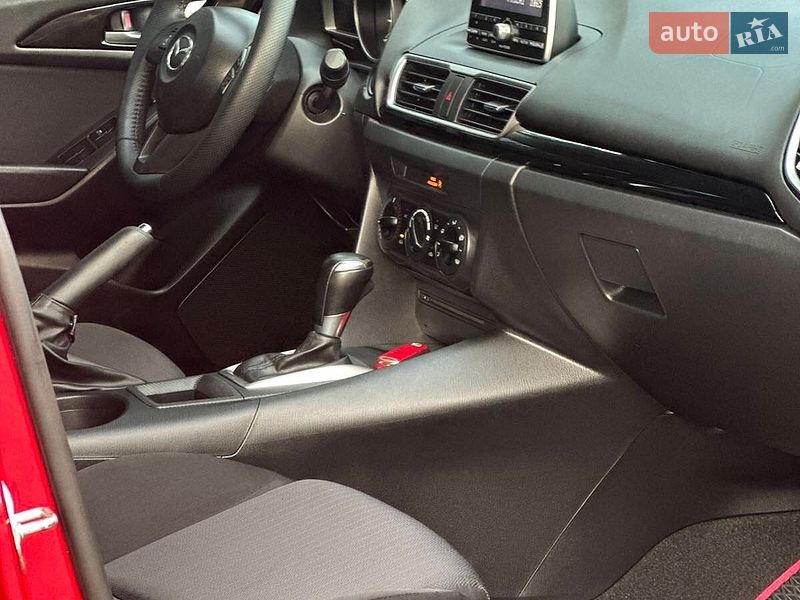 Седан Mazda 3 2014 в Броварах