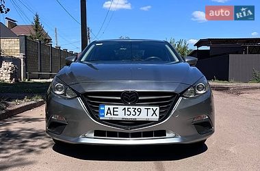 Седан Mazda 3 2014 в Кривому Розі