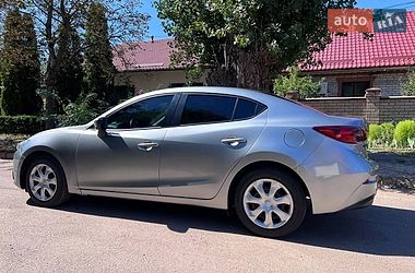 Седан Mazda 3 2014 в Кривому Розі