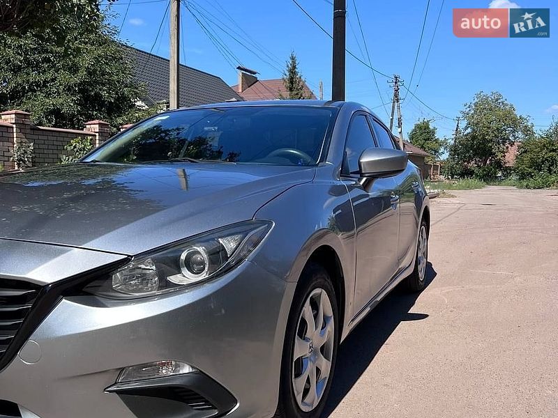 Седан Mazda 3 2014 в Кривому Розі