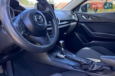 Седан Mazda 3 2014 в Кривому Розі