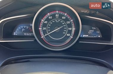 Седан Mazda 3 2014 в Кривому Розі