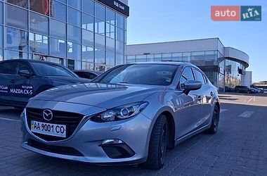 Седан Mazda 3 2016 в Києві
