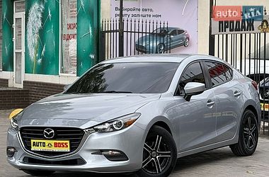 Седан Mazda 3 2016 в Николаеве