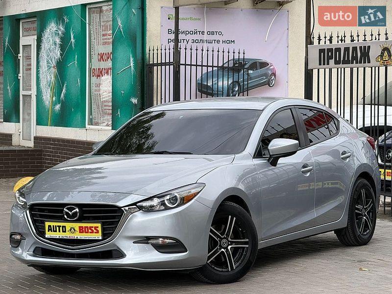 Седан Mazda 3 2016 в Николаеве