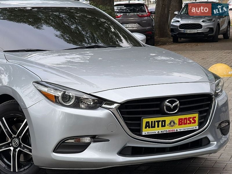 Седан Mazda 3 2016 в Николаеве