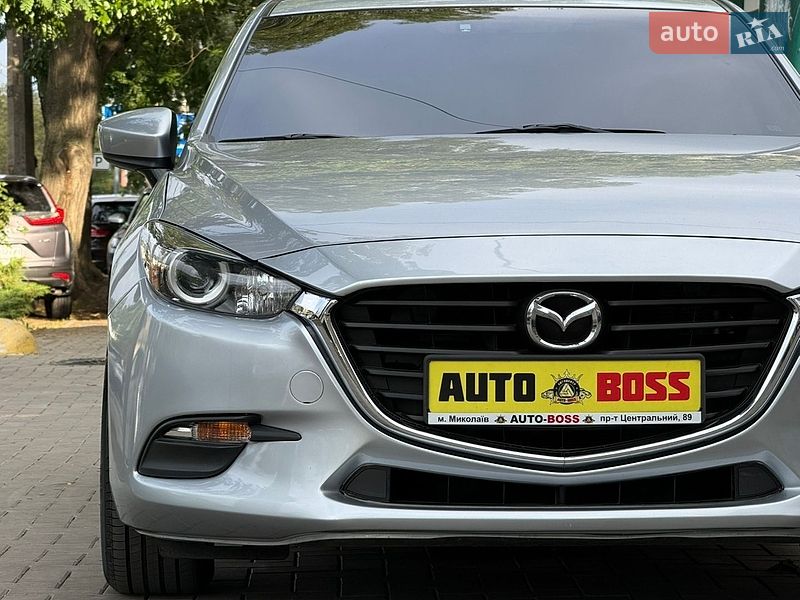 Седан Mazda 3 2016 в Николаеве