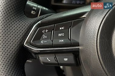Седан Mazda 3 2016 в Николаеве