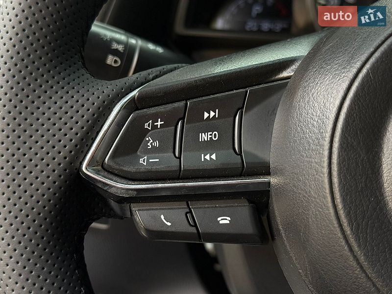 Седан Mazda 3 2016 в Николаеве