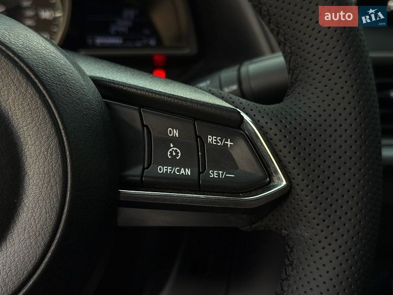 Седан Mazda 3 2016 в Николаеве