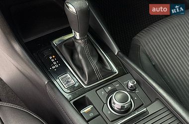 Седан Mazda 3 2016 в Николаеве