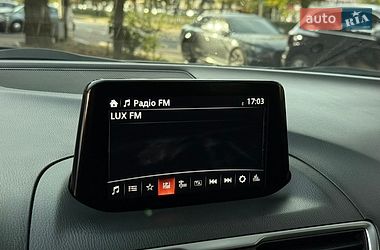 Седан Mazda 3 2016 в Николаеве