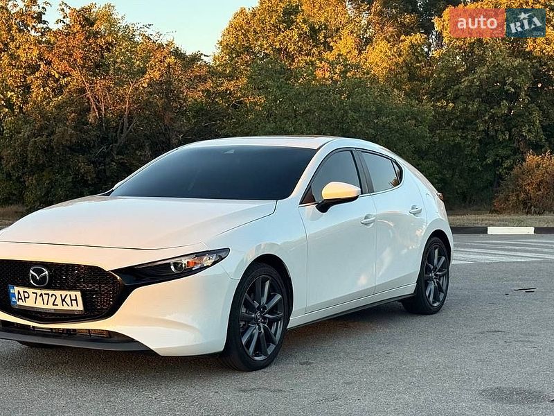 Хэтчбек Mazda 3 2022 в Запорожье