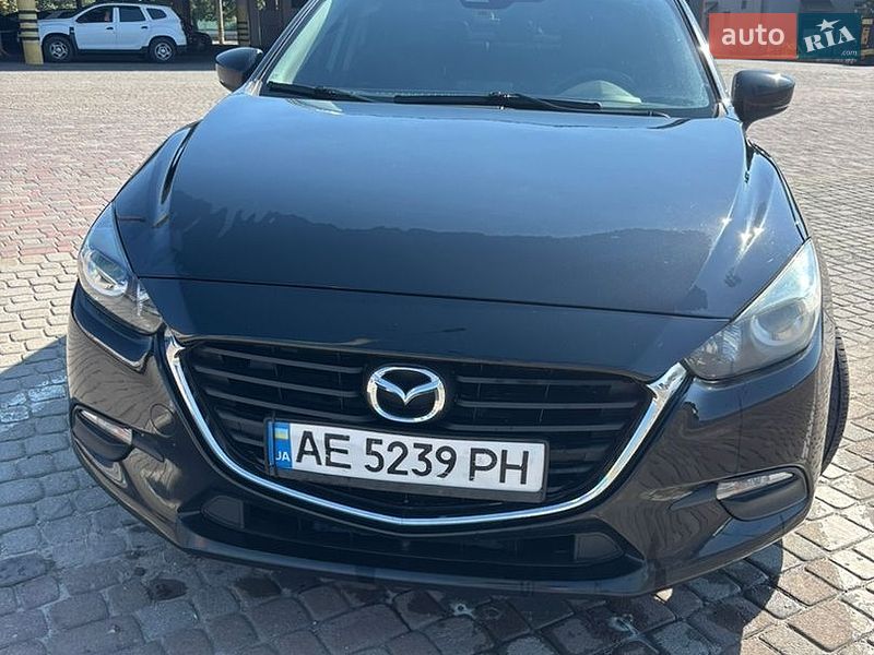 Седан Mazda 3 2017 в Харькове