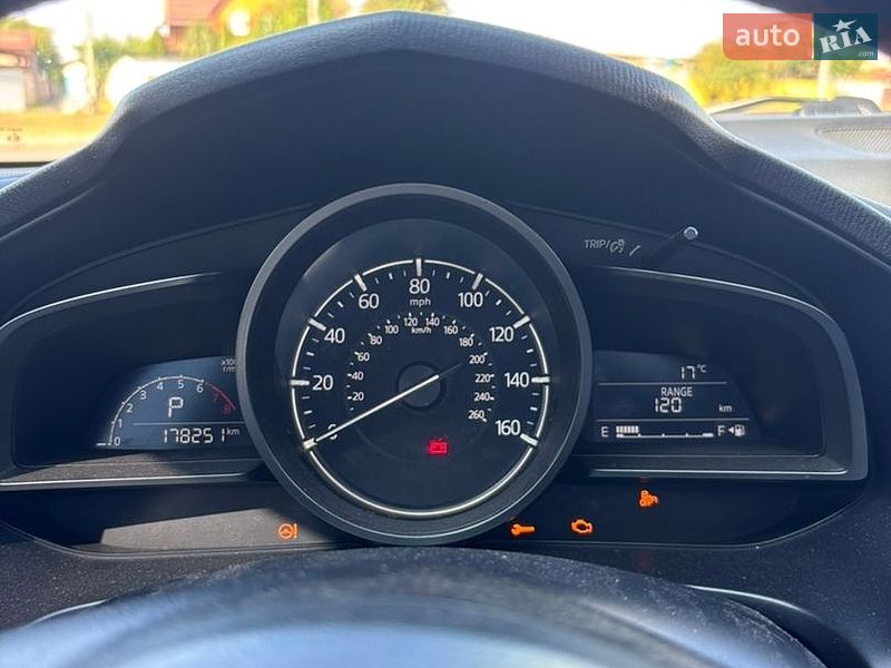 Седан Mazda 3 2017 в Харькове