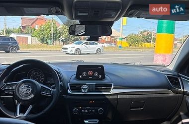Седан Mazda 3 2017 в Харькове