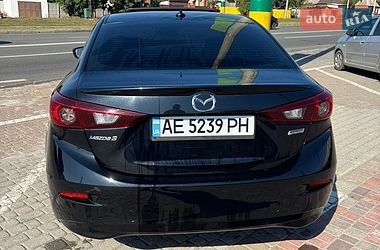 Седан Mazda 3 2017 в Харькове
