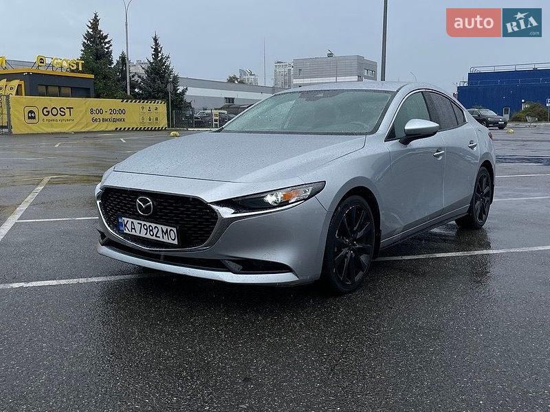 Mazda 3 2019