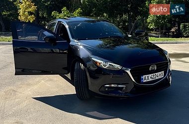 Седан Mazda 3 2018 в Харькове