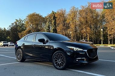 Седан Mazda 3 2018 в Харькове