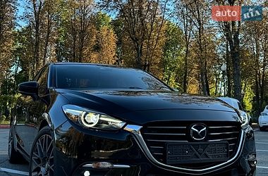 Седан Mazda 3 2018 в Харькове