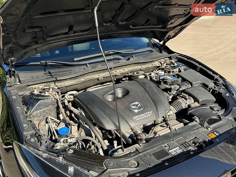 Седан Mazda 3 2018 в Харькове