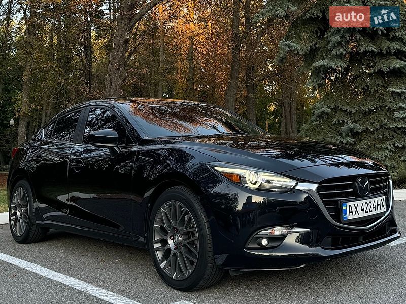 Седан Mazda 3 2018 в Харькове