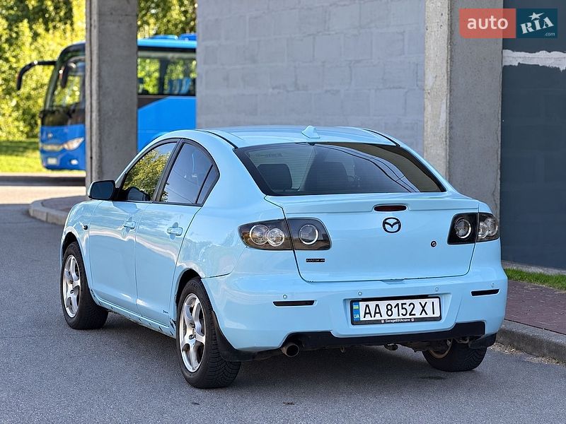 Седан Mazda 3 2004 в Броварах