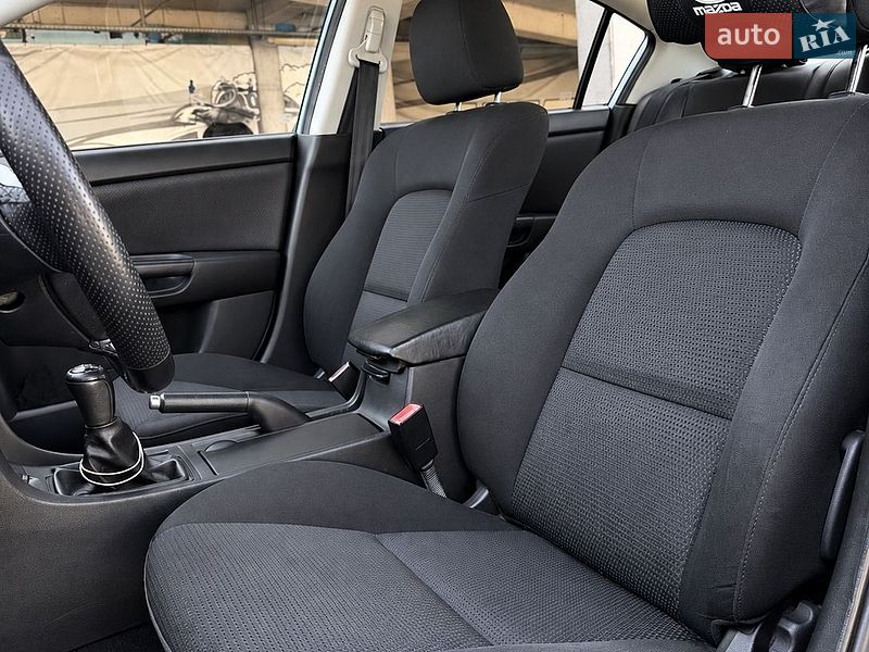 Седан Mazda 3 2004 в Броварах