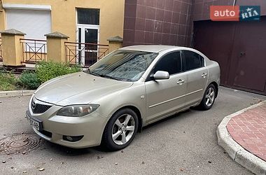 Седан Mazda 3 2005 в Киеве