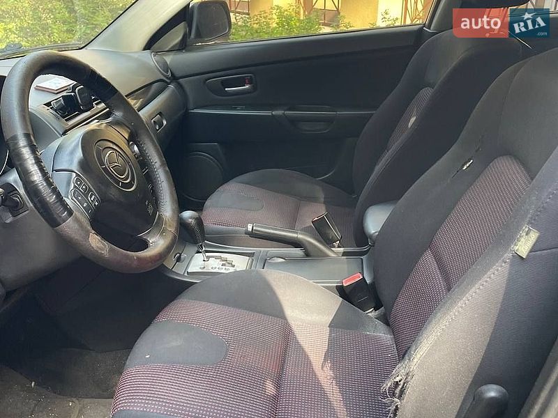 Седан Mazda 3 2005 в Киеве
