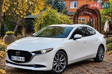 Седан Mazda 3 2023 в Днепре