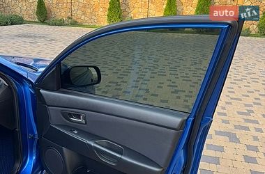 Хэтчбек Mazda 3 2005 в Могилев-Подольске