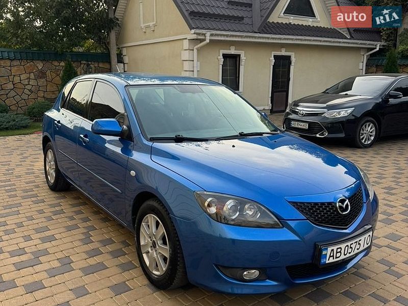 Хэтчбек Mazda 3 2005 в Могилев-Подольске