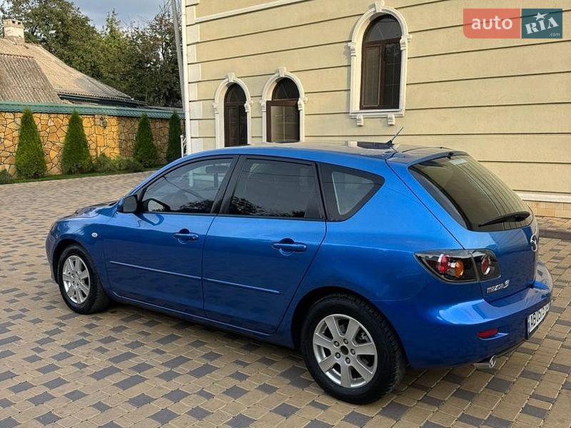Хэтчбек Mazda 3 2005 в Могилев-Подольске