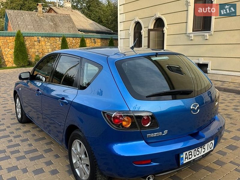Хэтчбек Mazda 3 2005 в Могилев-Подольске