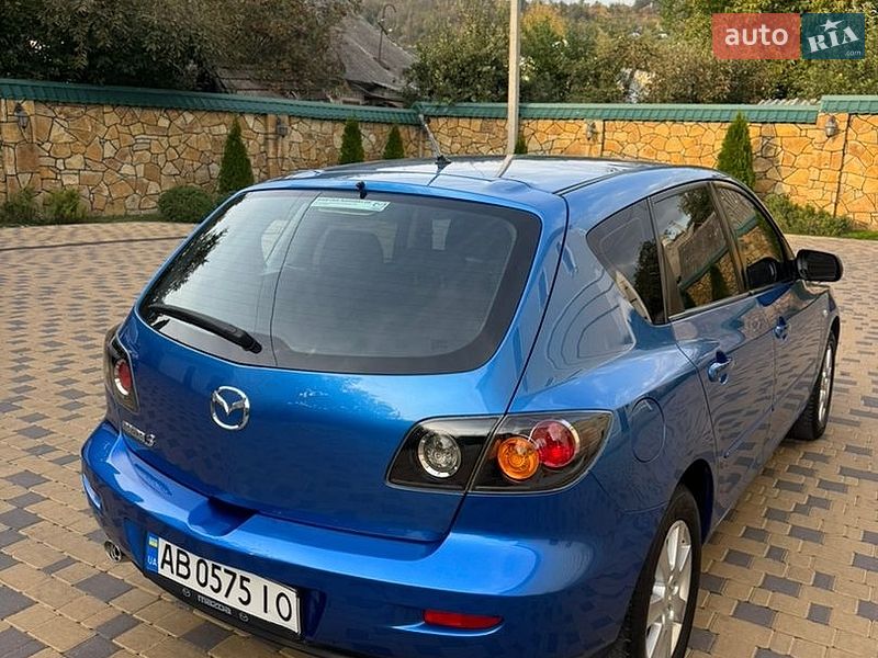 Хэтчбек Mazda 3 2005 в Могилев-Подольске