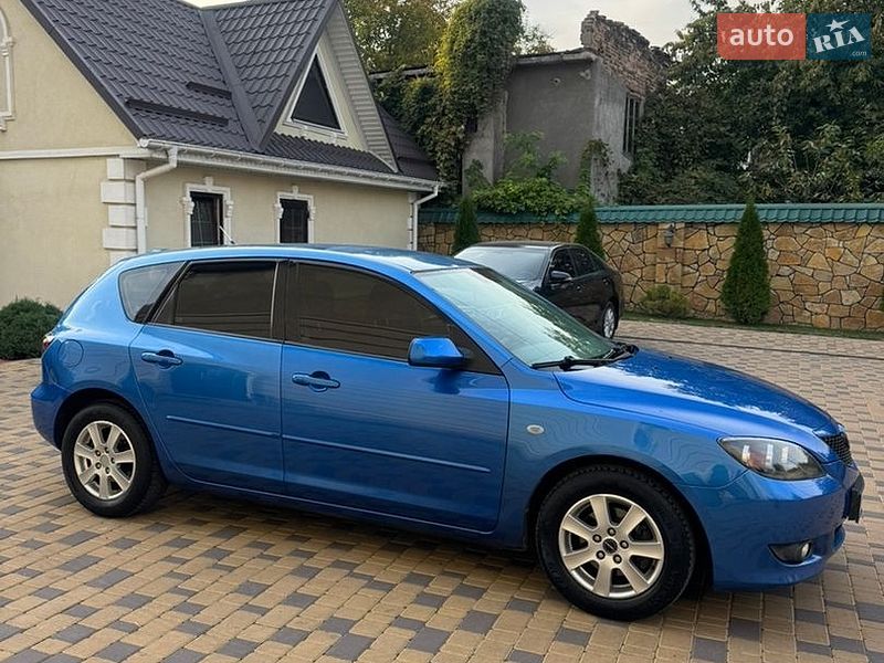 Хэтчбек Mazda 3 2005 в Могилев-Подольске