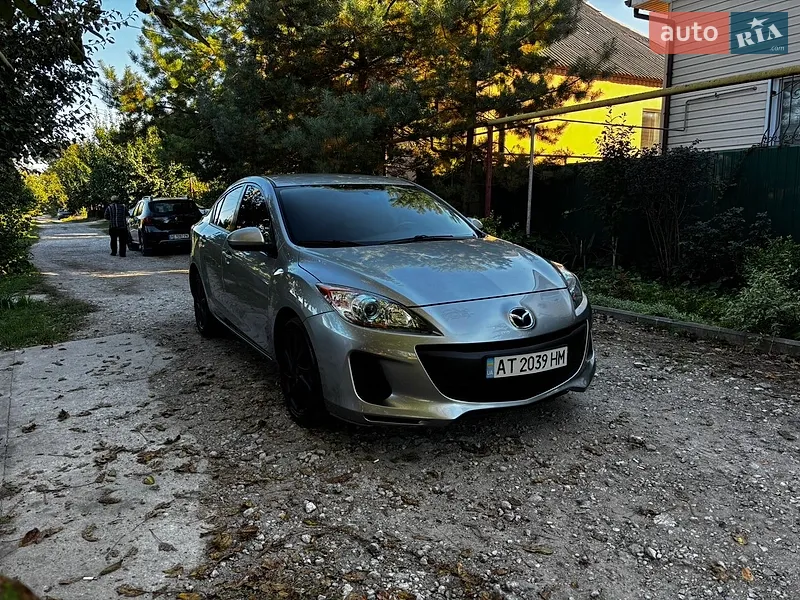 Mazda 3 2012