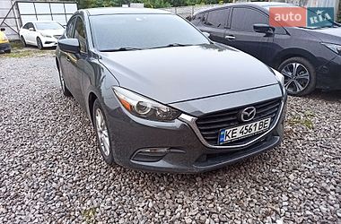 Mazda 3  2018